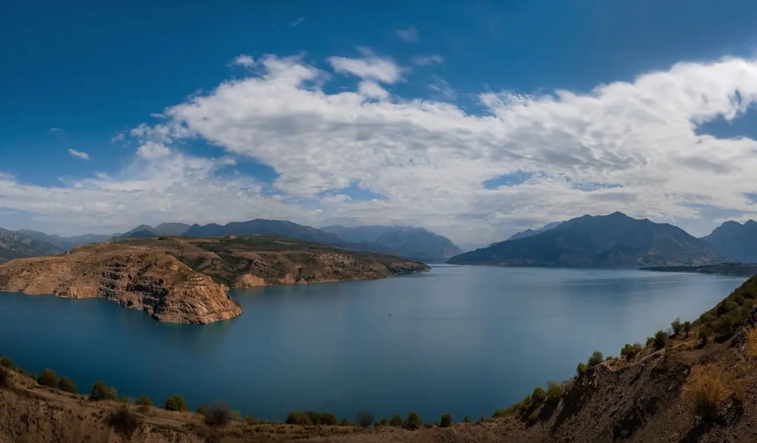 From Tashkent: Tian Shan Mountains and Charvak Lake Day Trip