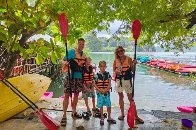 Krabi kayak at Ao Thalane — photograph 5