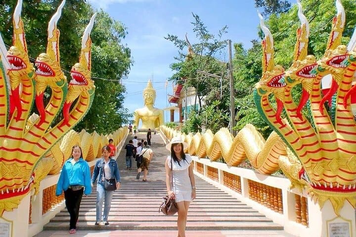 Pattaya City Tour with Big Buddha, Bali Hai Pier and Gems Gallery — photograph 5