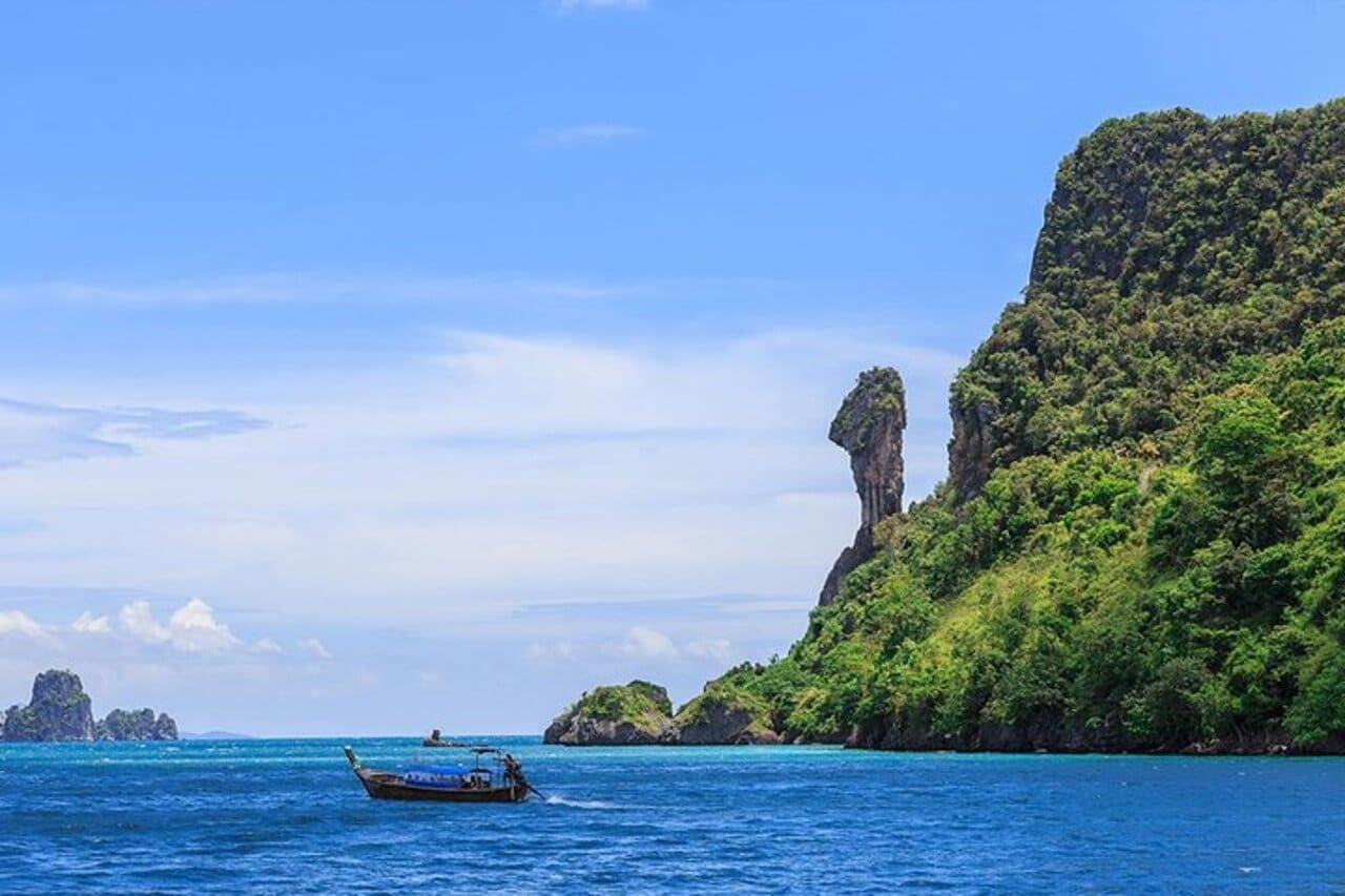 Krabi Island Hopping Tour by Speedboat from Phuket — photograph 3
