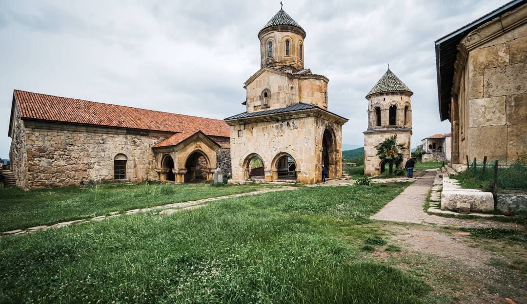From Kutaisi: Bagrati Cathedral, Motsameta, and Gelati Monastery Day Tour — photograph 2