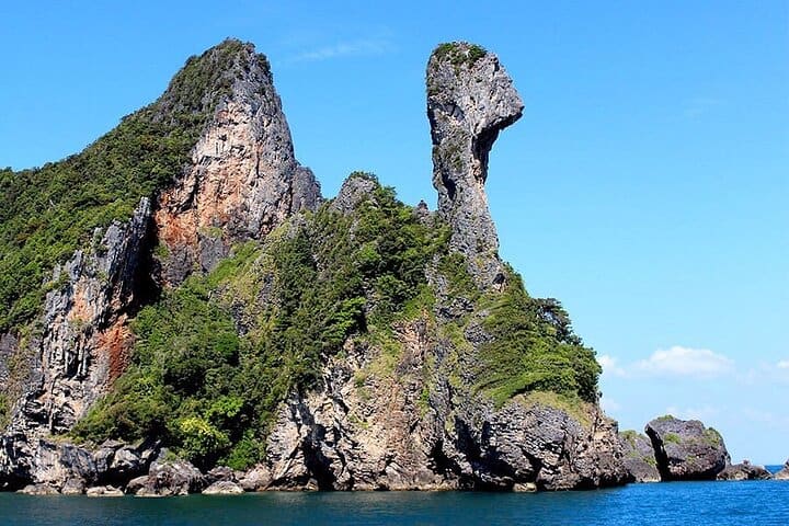 7 Islands Sunset Tour by Long-Tail Boat with BBQ Dinner in Krabi — photograph 4