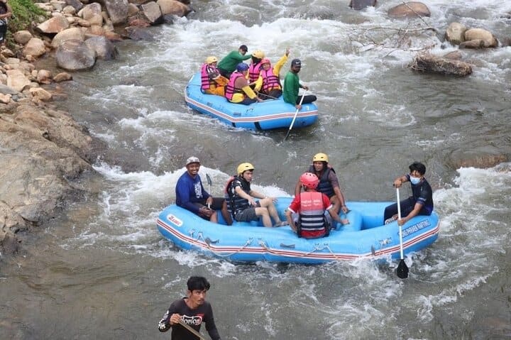 Phuket Adventure Tour Flying Fox and Nature Escape with Rafting