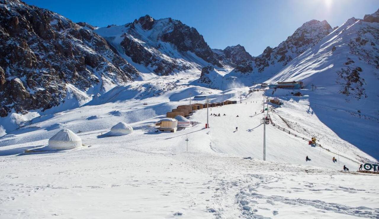 From Almaty : Medeu, Green Bazaar, Shymbulak ski resort, Kok-Tobe