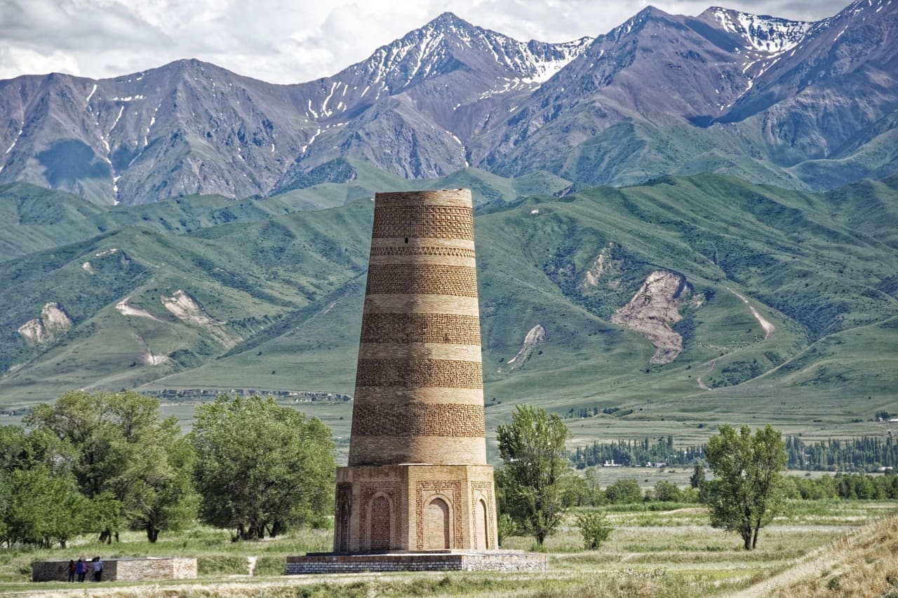 From Bishkek: Burana Tower & Kok Moinok Canyon Day Trip — photograph 2