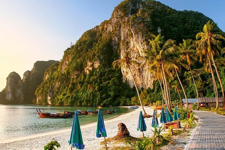 Phi Phi Island Day Trip from Krabi Snorkeling and Lunch Included — photograph 2