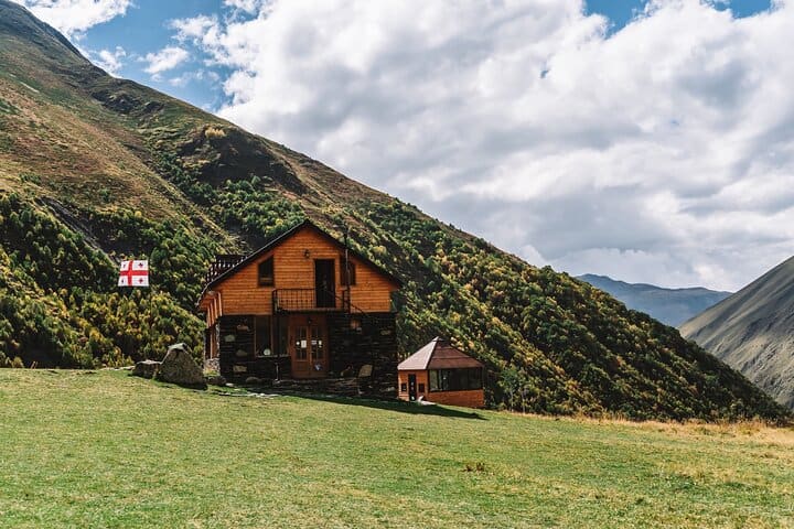 Juta Valley Day Trip with 4WD Transport from Kazbegi — photograph 4