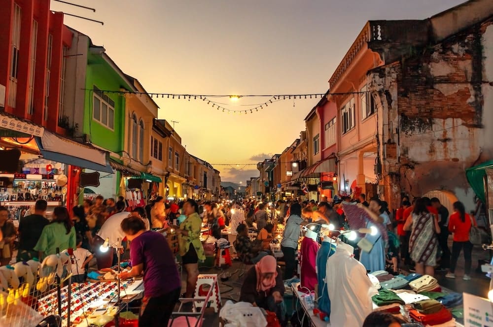 Phuket City Tour Sightseeing and Night Market Everyday — photograph 2