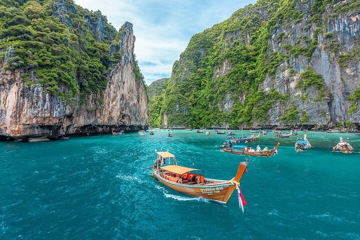 Phi Phi Island Day Trip from Krabi Snorkeling and Lunch Included
