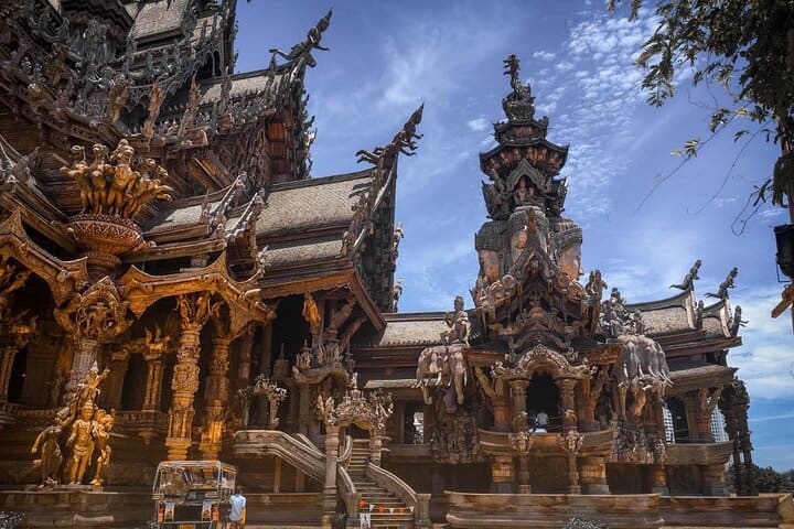 Sanctuary of Truth Pattaya Ticket and Transfer Optional — photograph 2