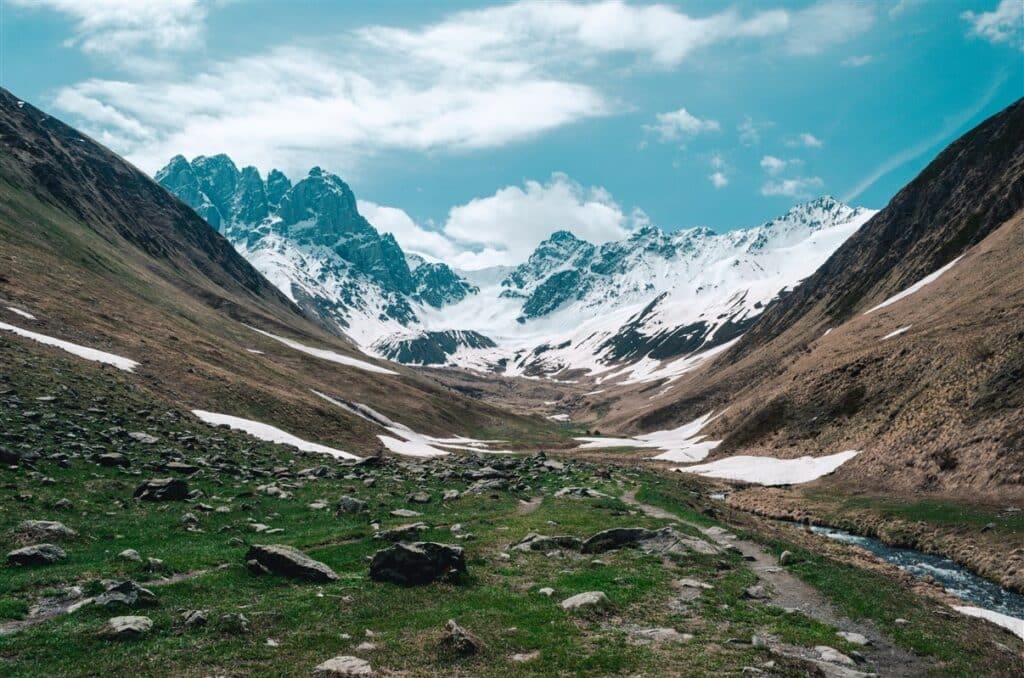 Juta Valley Day Trip with 4WD Transport from Kazbegi — photograph 3