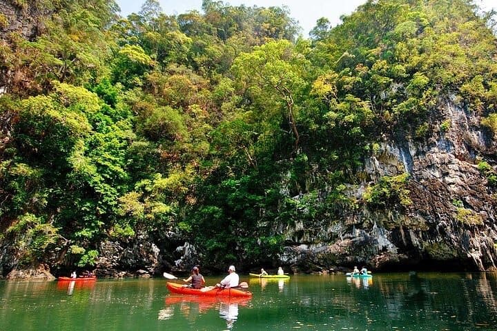 Half Day Kayaking at Ao Thalane from Krabi with Pick up Option — photograph 2
