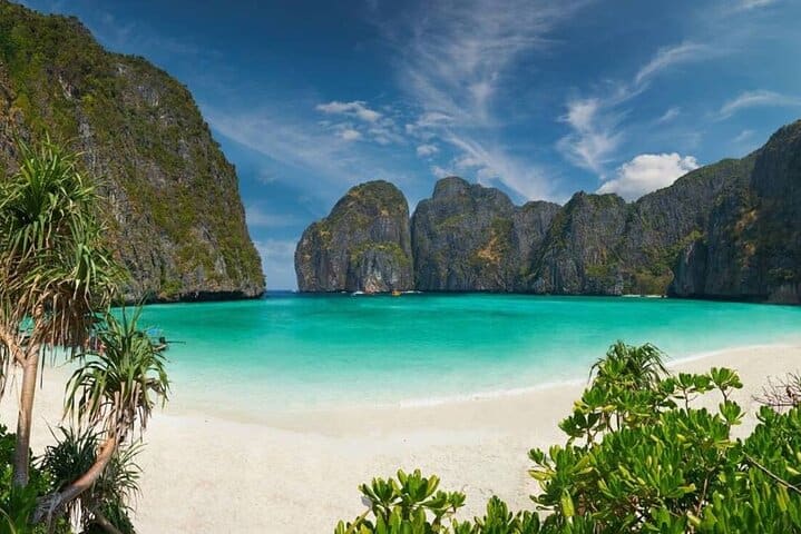 From Phuket Phi Phi Island, Maya Bay and Khai Island by Speedboat — photograph 5