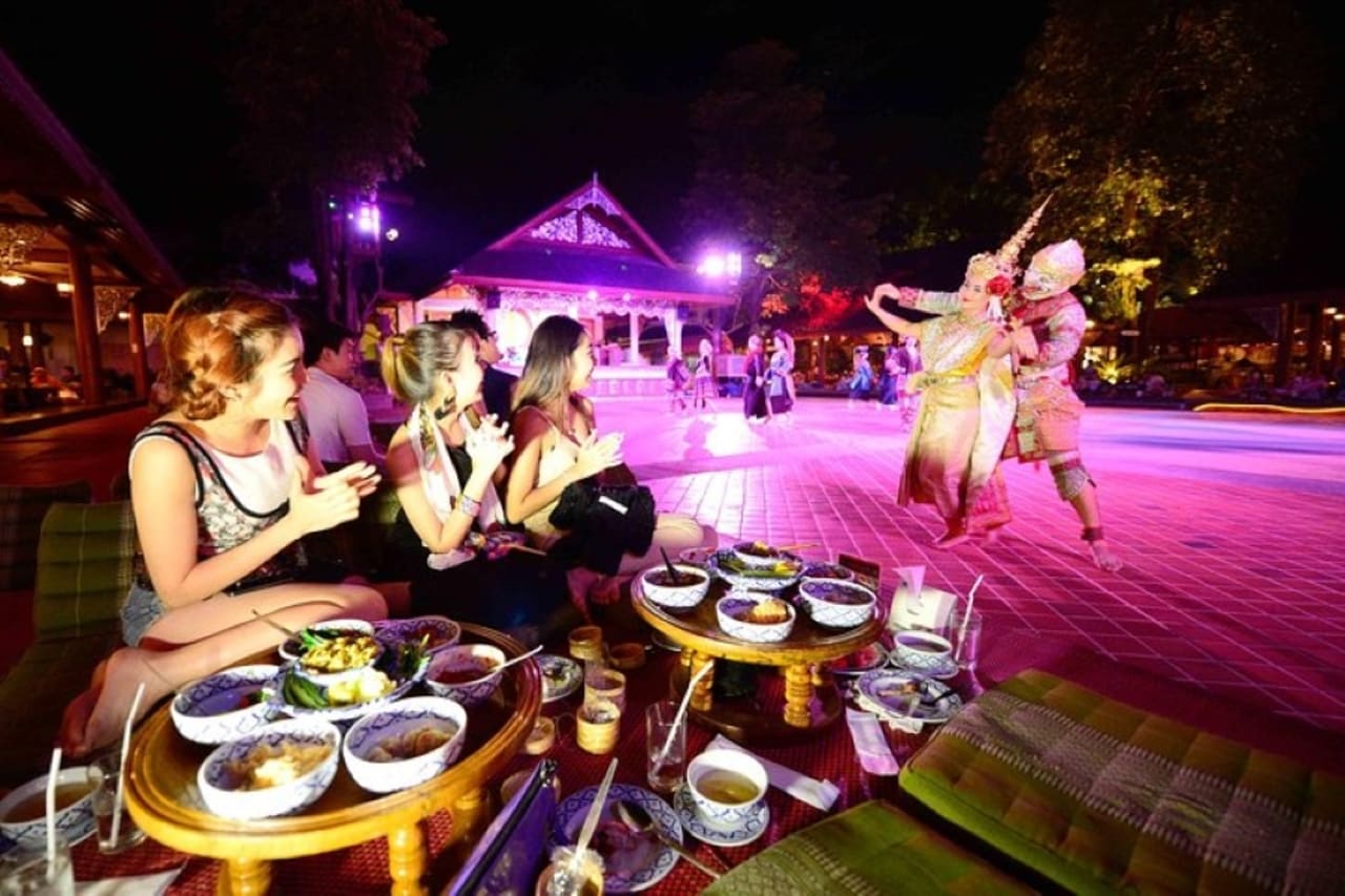 Chiang Mai Khantoke Dinner and Cultural Show Experience — photograph 2