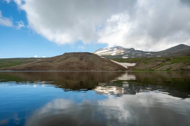 Day Tour to Amberd Fortress Aragats and Kari Lake From Yerevan