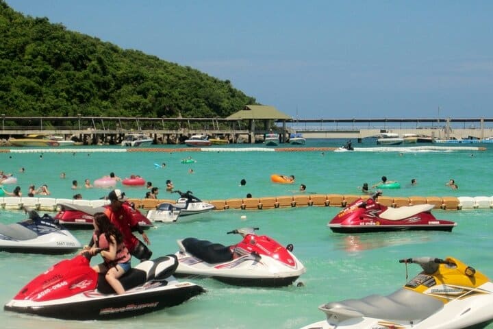Pattaya Coral Island Join Tour with Lunch — photograph 2