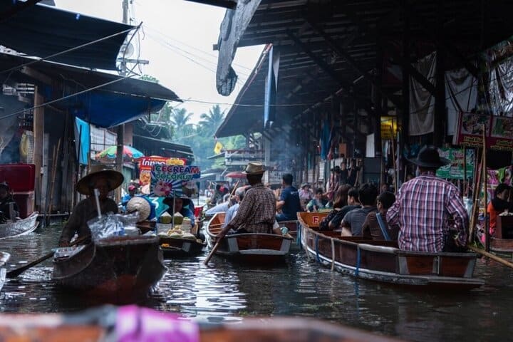 Pattaya Discovery Tour with Floating Market — photograph 3