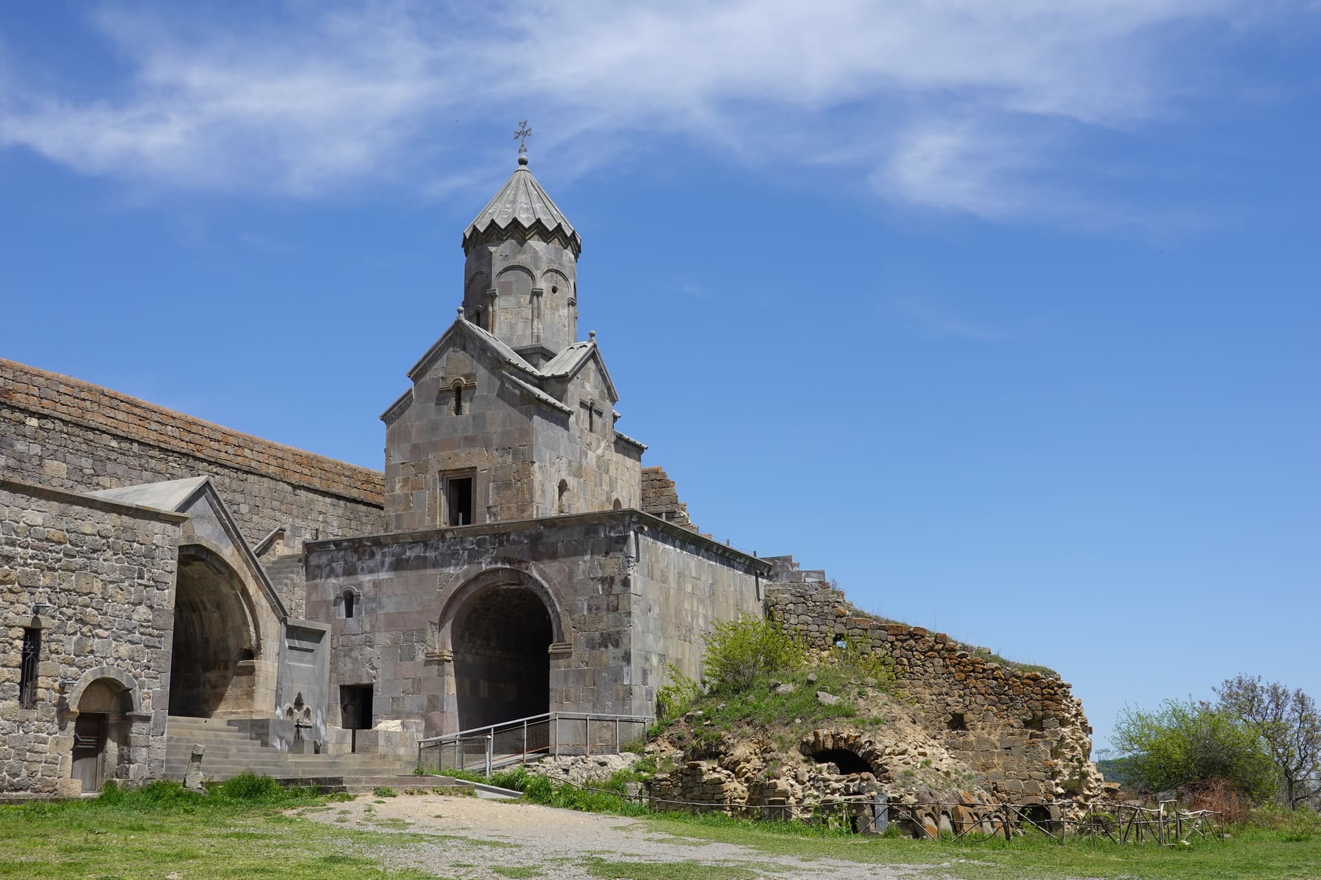 From Yerevan: Tatev Monastery, Khndzoresk, Shaki Waterfall, Areni — photograph 5