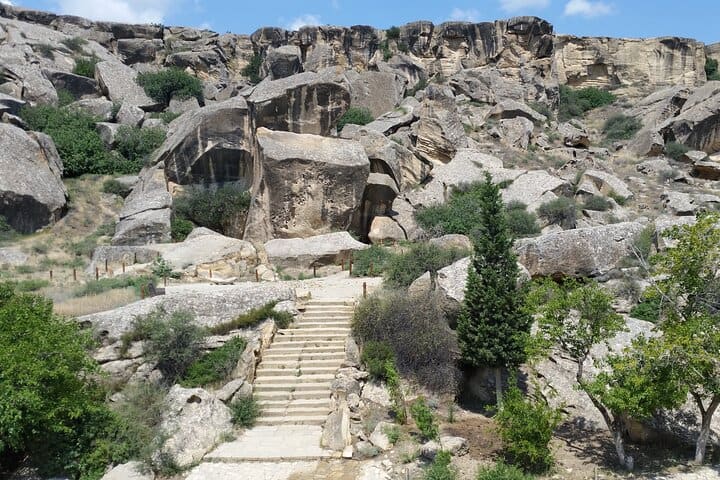 Baku Gobustan, Mud Volcano, Fire Temple and Burning Mountain — photograph 2