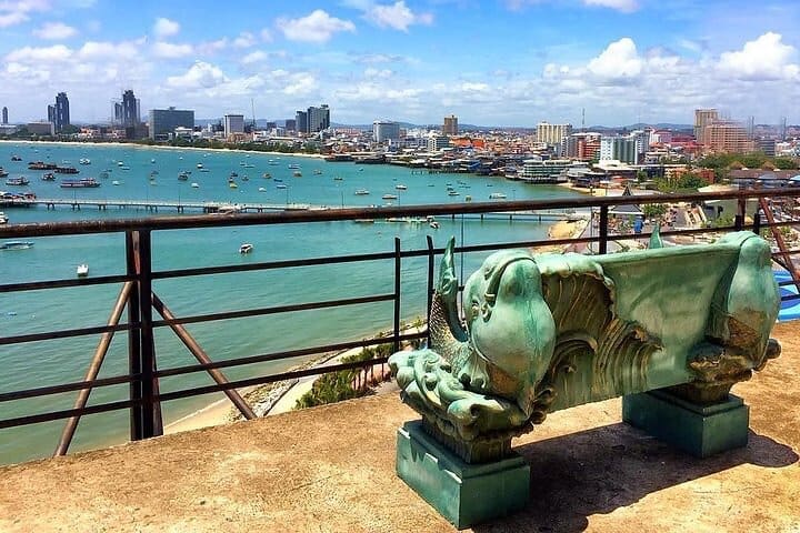 Pattaya City Tour with Big Buddha, Bali Hai Pier and Gems Gallery — photograph 4