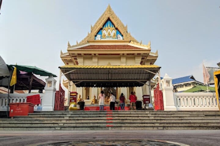 Bangkok City and Temple Tours with Gems Gallery — photograph 5