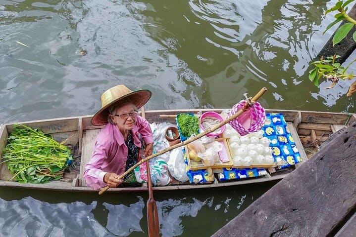 Damnoen Saduak Floating Market and Maeklong Market Tour Bangkok — photograph 4
