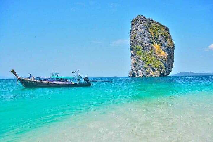 7 Islands Sunset Tour by Long-Tail Boat with BBQ Dinner in Krabi — photograph 2