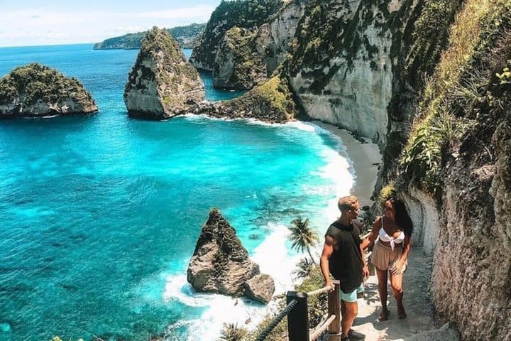 Nusa Penida Day Tour Kelingking Beach Lunch and Transfers