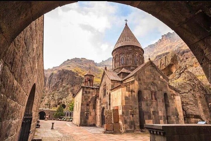 Garni, Geghard, Charent's Arch, Symphony of Stones and LavashBaking