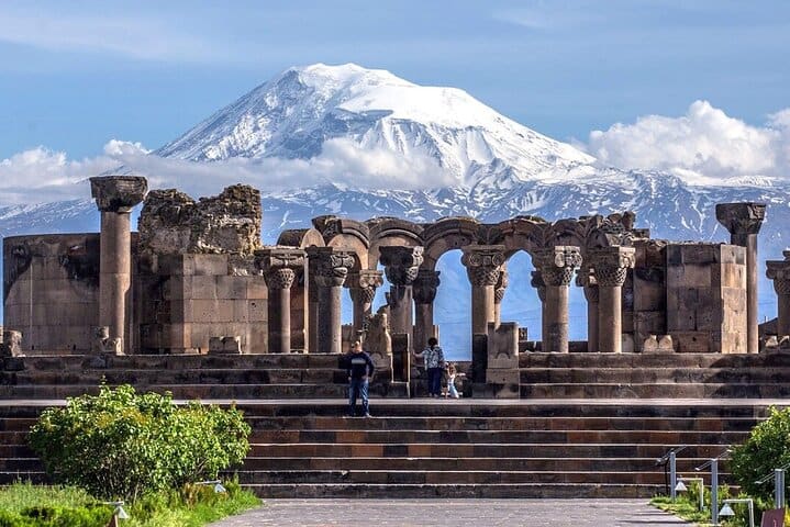 Echmiadzin, Hripsime, Gayane, Zvartnots Temple Group Tour